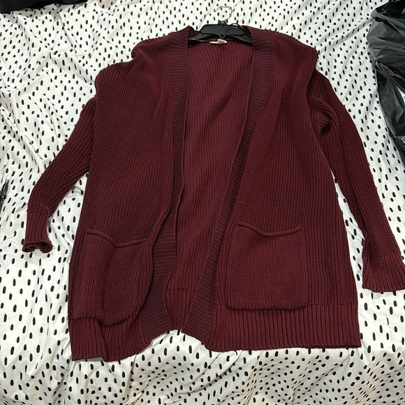 Ana Maroon Cardigan with pockets - Picture 1 of 2